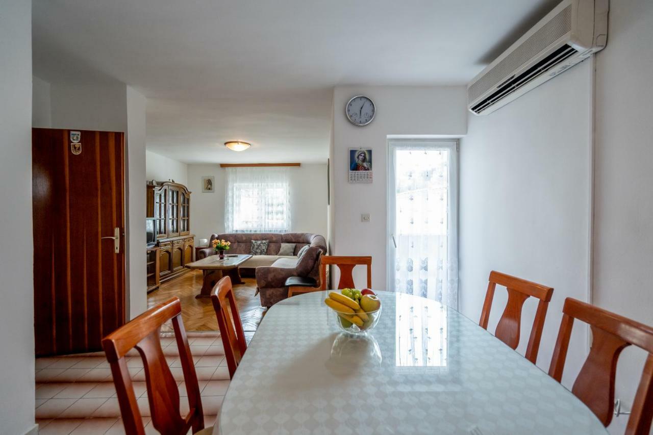 Apartment Matija Podstrana Buitenkant foto
